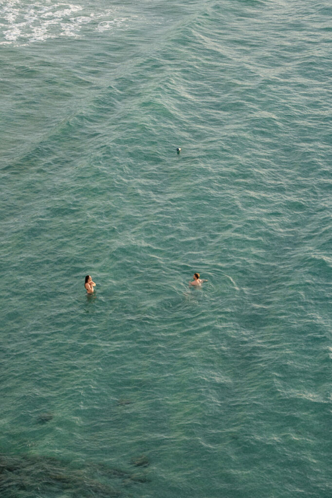 projekt wyjazdowy travel - produkcja foto i wideo w jednym stylu